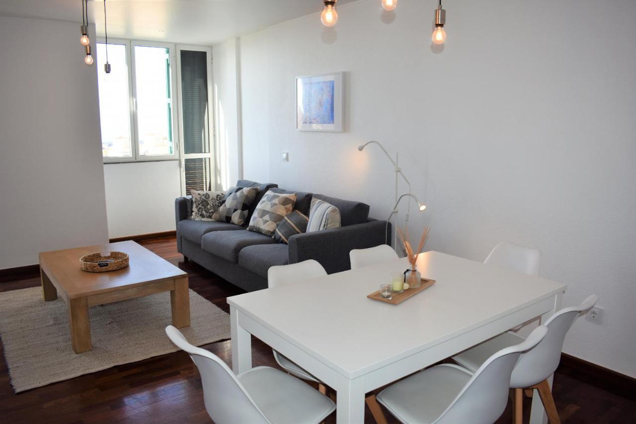 Madeira, 3 Bedroom Apartment With Ocean Views In Funchal Kültér fotó